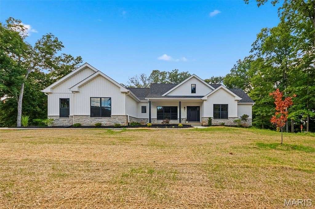 1.52 Acres of Land with Home for Sale in Winfield, Missouri