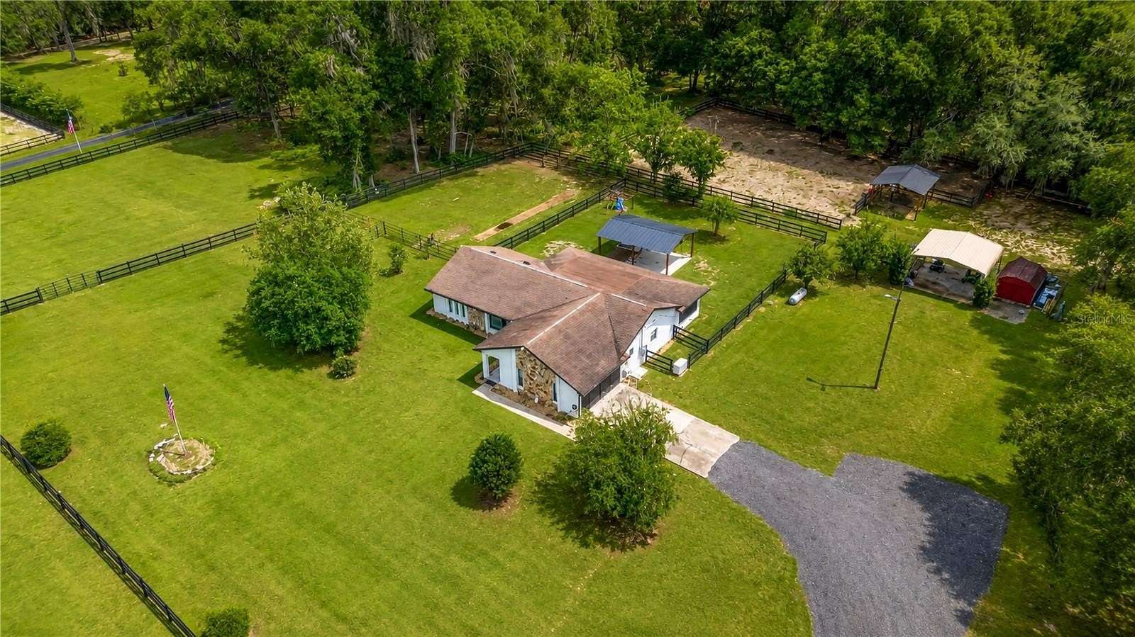 6 Acres of Land with Home for Sale in Anthony, Florida