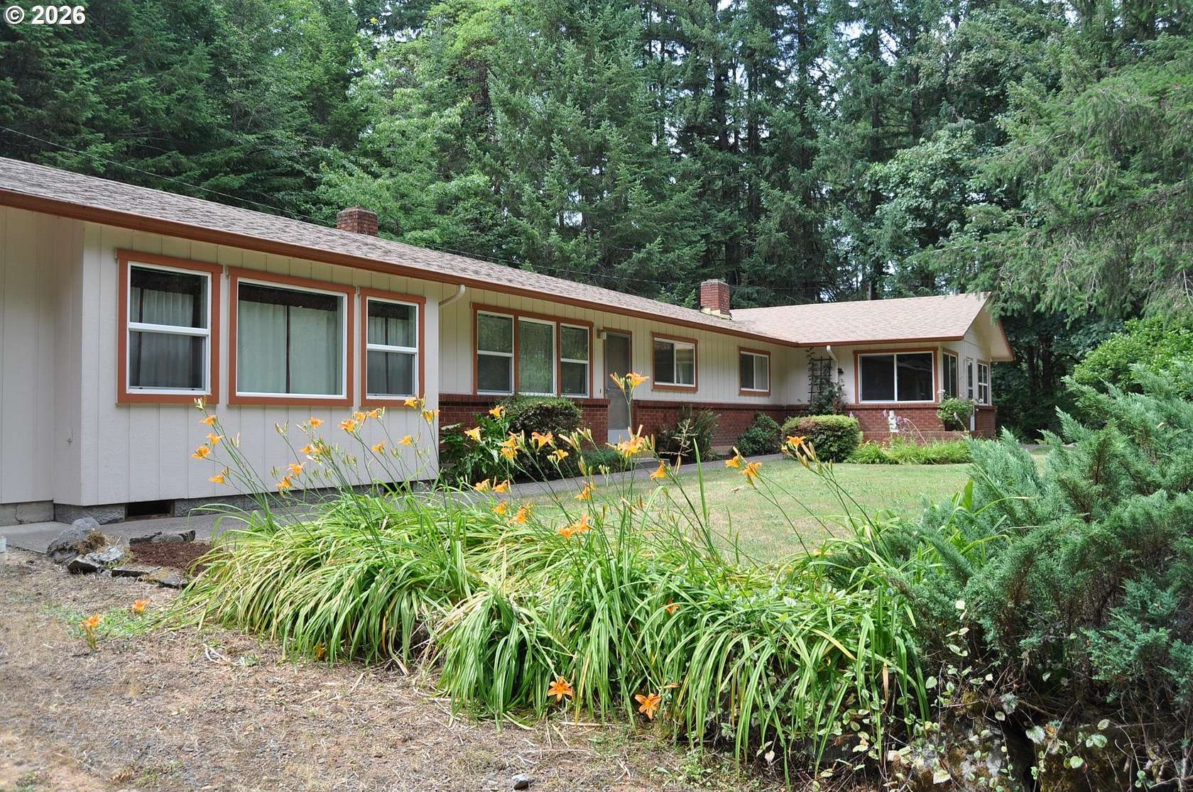 1.69 Acres of Land with Home for Sale in Elmira, Oregon