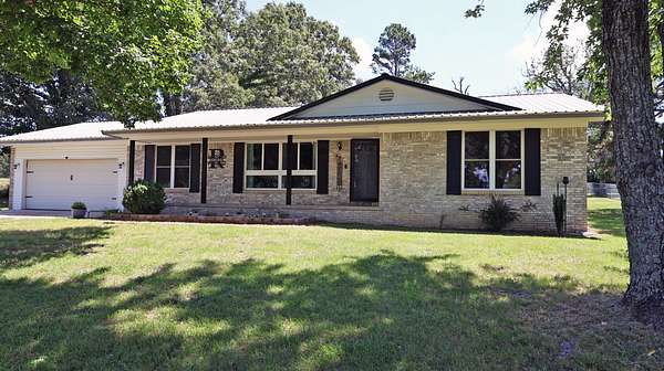 2 Acres of Land with Home for Sale in Melbourne, Arkansas