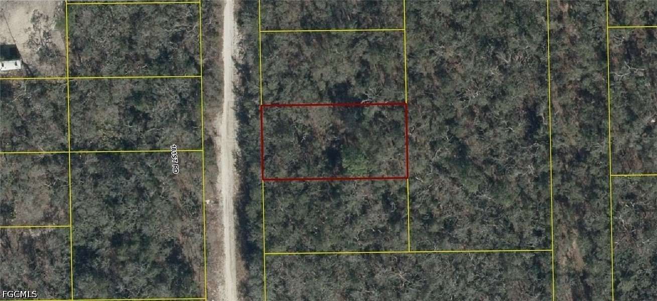 0.25 Acres of Land for Sale in Live Oak, Florida