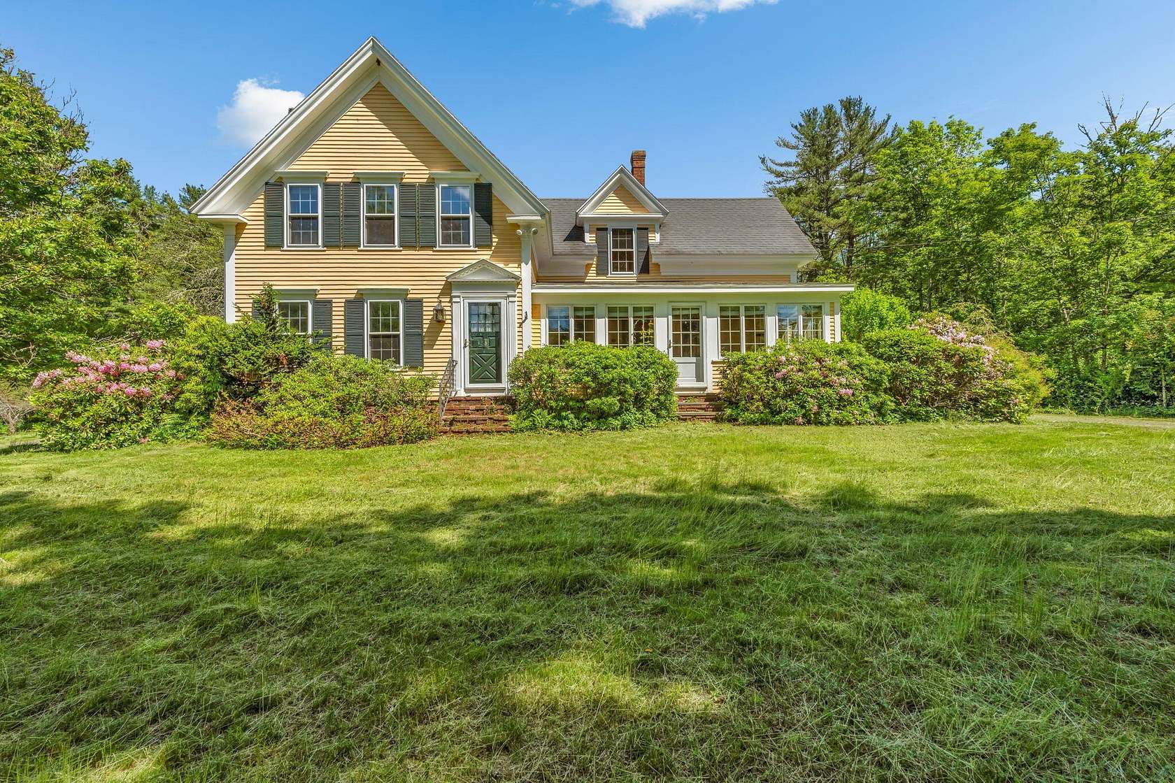 5 Acres of Land with Home for Sale in South Bristol, Maine