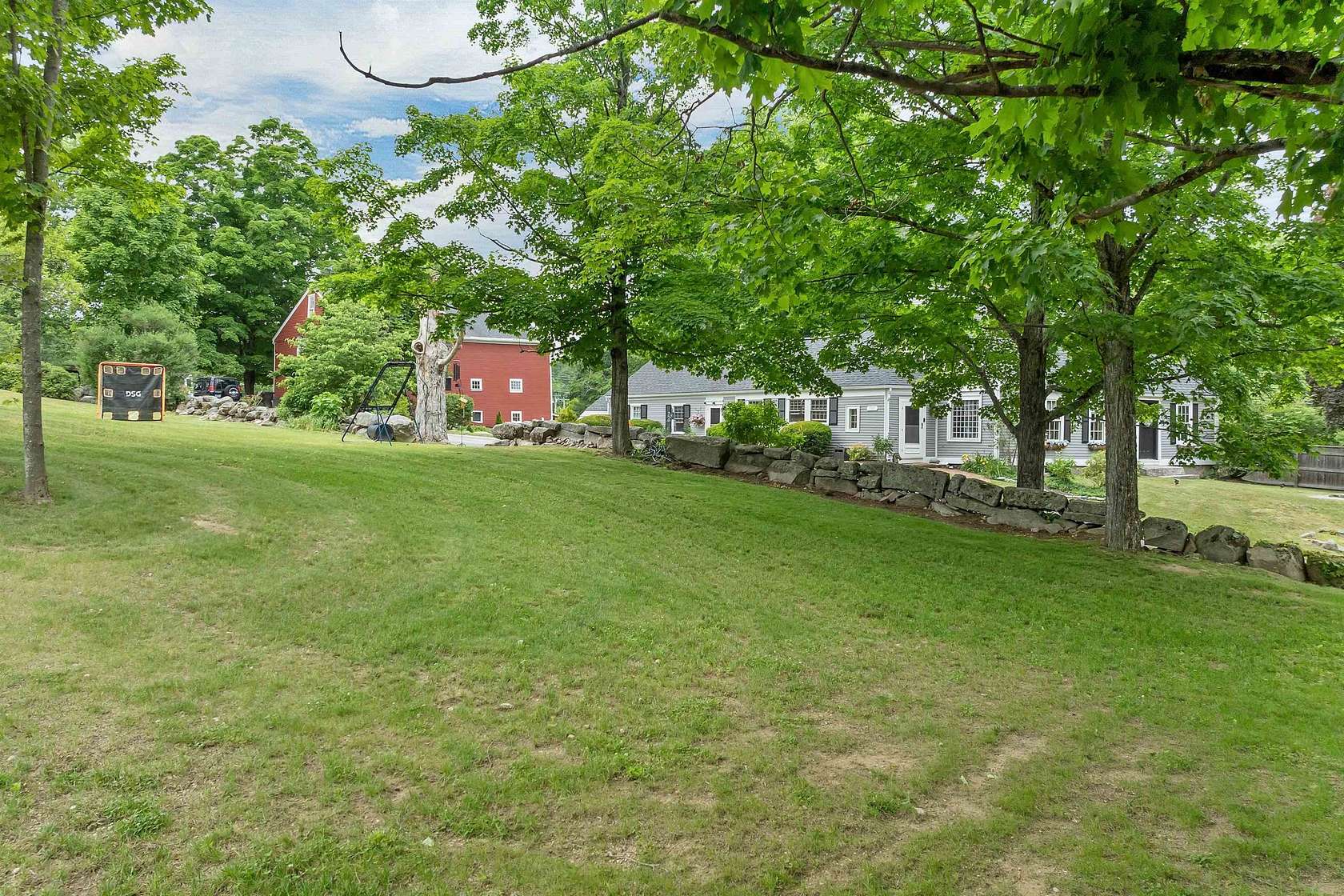 4.3 Acres of Land with Home for Sale in Bedford, New Hampshire