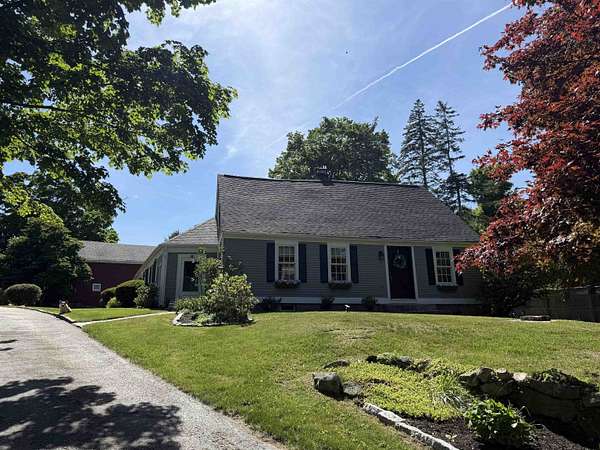 4.3 Acres of Land with Home for Sale in Bedford, New Hampshire