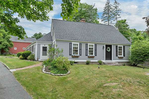 4.3 Acres of Land with Home for Sale in Bedford, New Hampshire