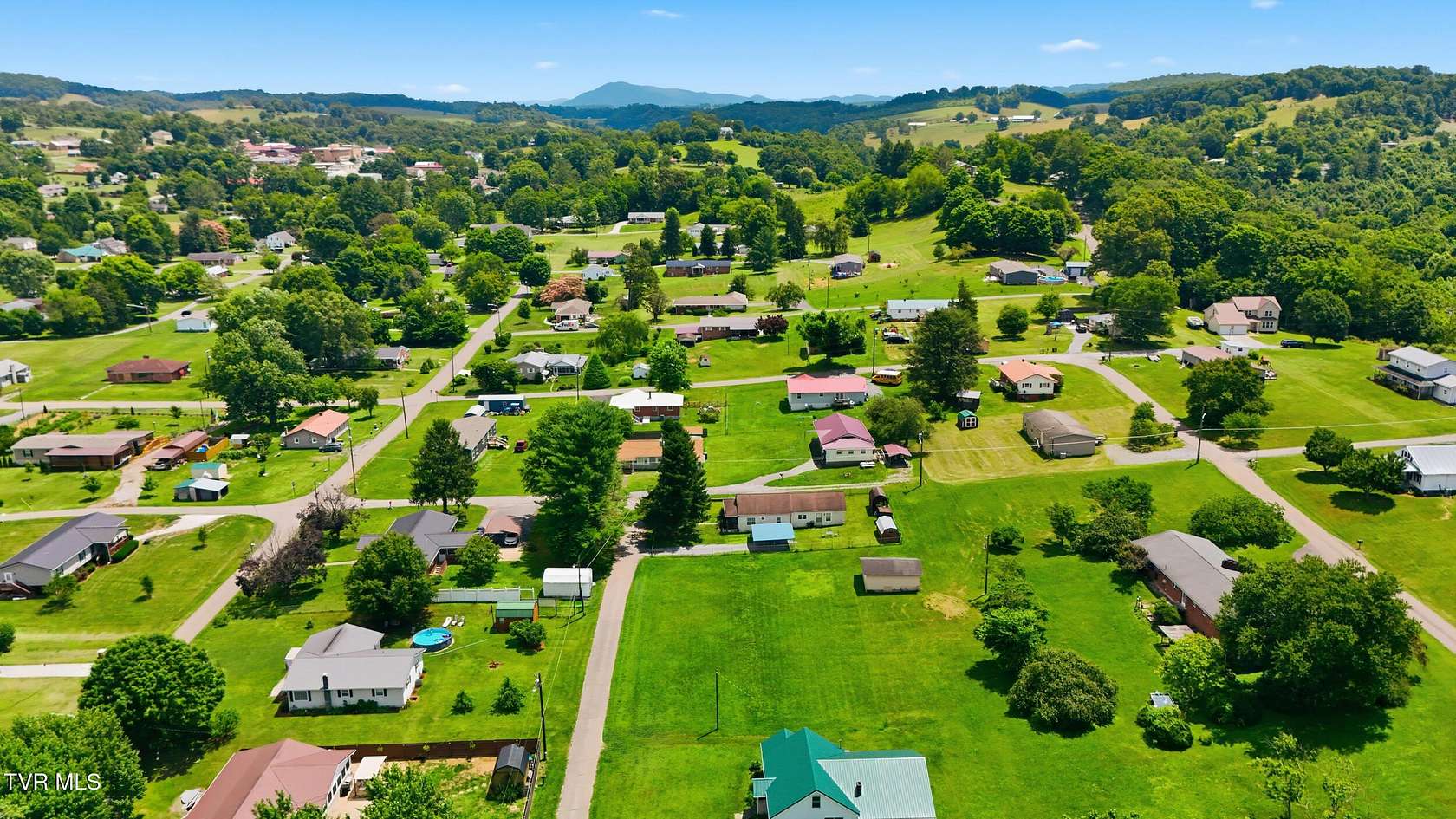 0.33 Acres of Residential Land for Sale in Jonesville, Virginia
