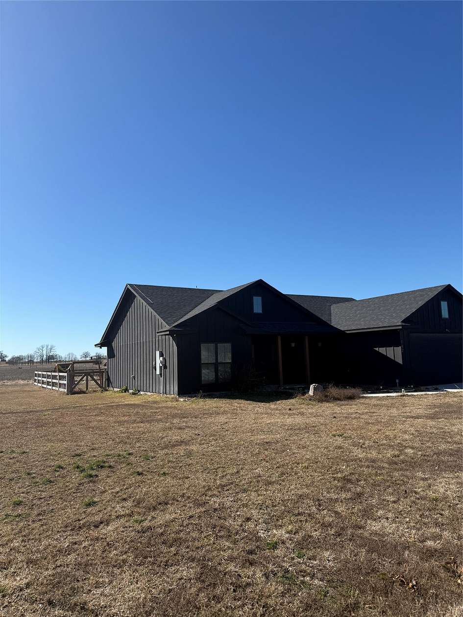 2.47 Acres of Land with Home for Lease in Decatur, Texas