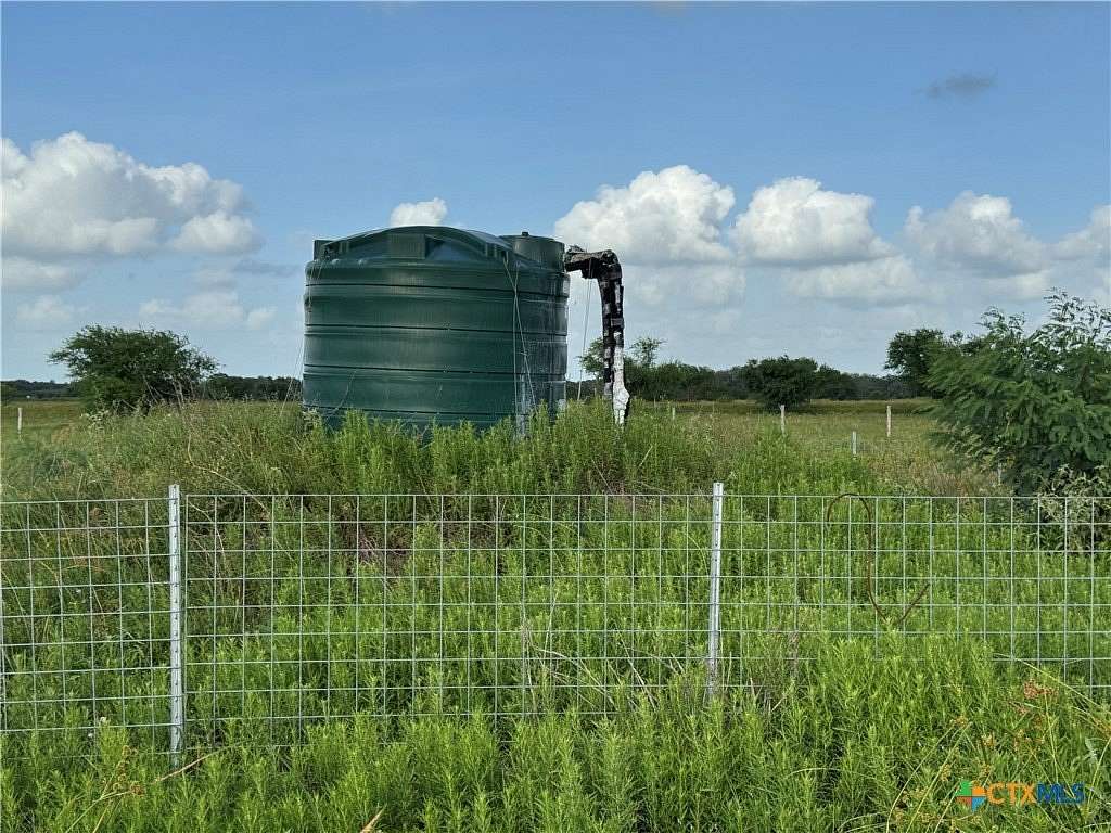 30.7 Acres of Land for Sale in Hallettsville, Texas