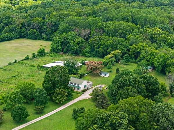 5.8 Acres of Land with Home for Sale in Franklin, Tennessee