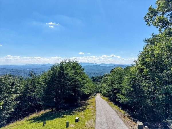 1 Acre of Residential Land for Sale in Murphy, North Carolina