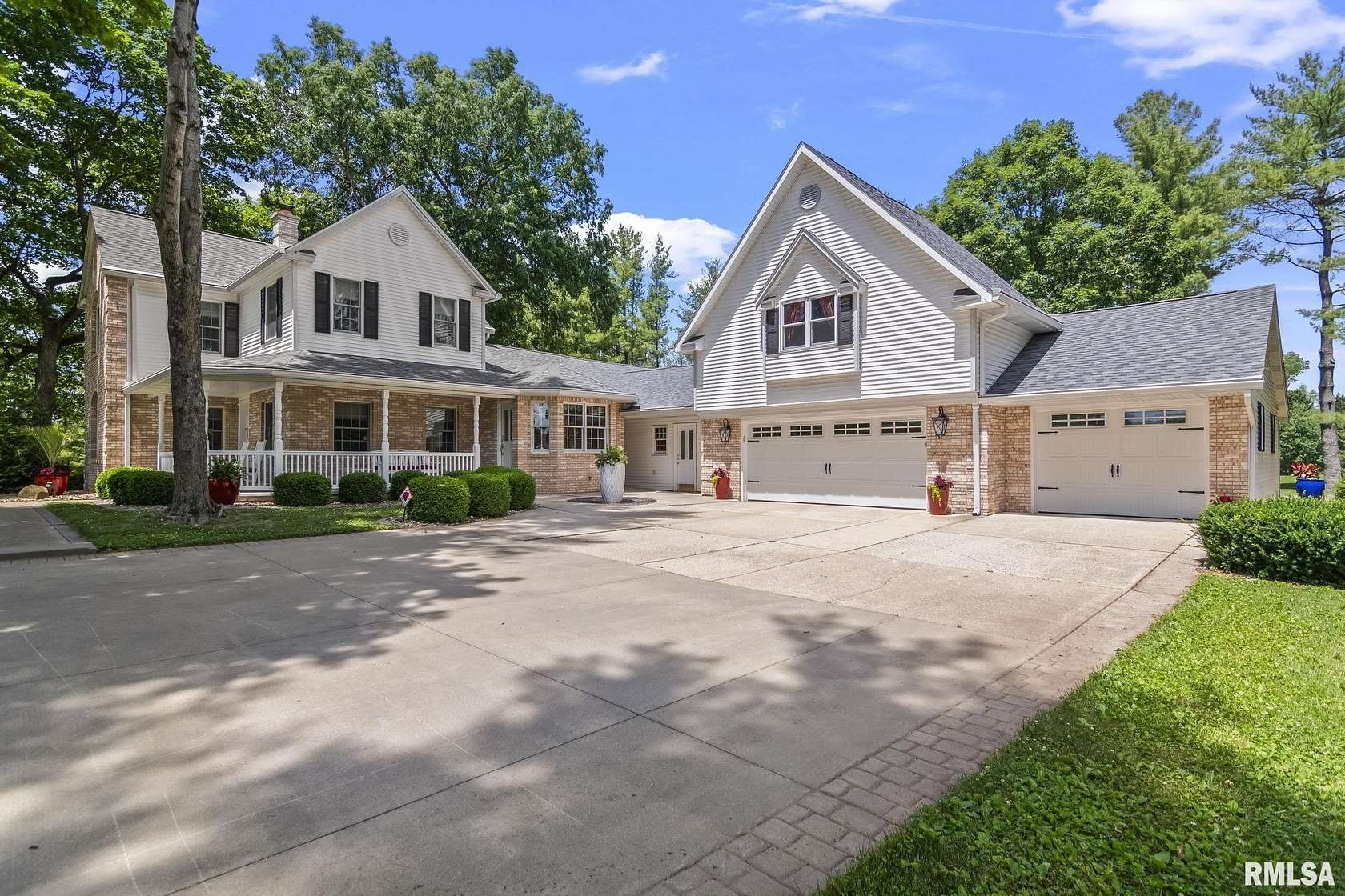 6.39 Acres of Land with Home for Sale in Springfield, Illinois