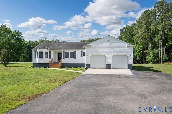 9.82 Acres of Land with Home for Sale in Hopewell, Virginia