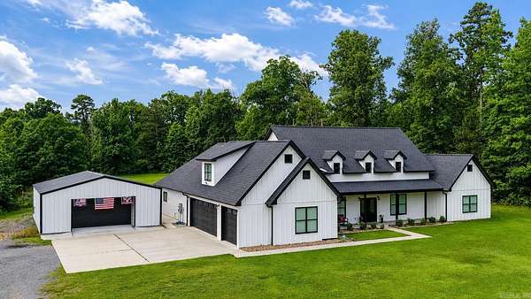 4.23 Acres of Land with Home for Sale in Jefferson, Arkansas