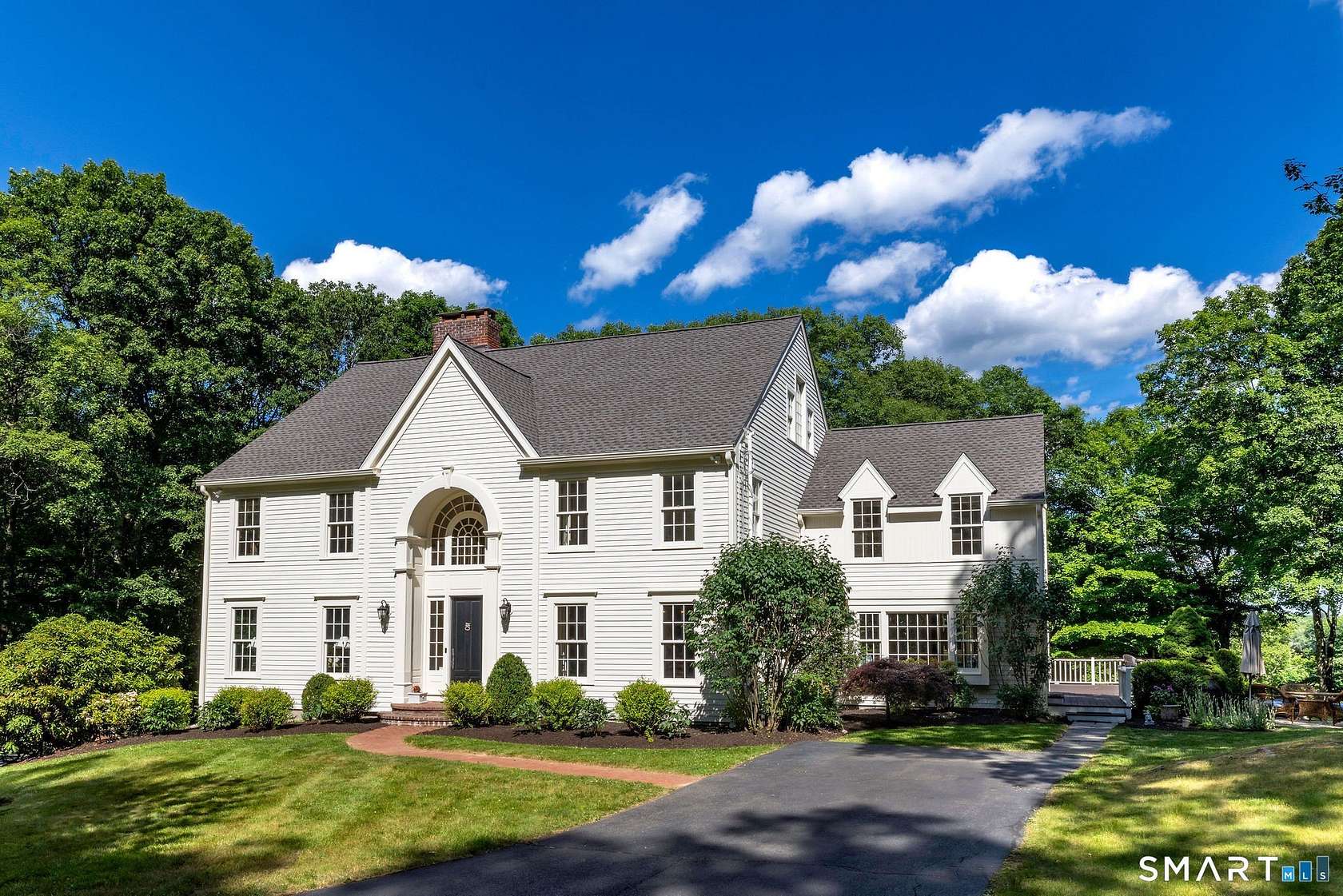 7.32 Acres of Land with Home for Sale in Ridgefield, Connecticut
