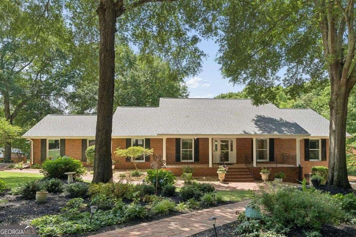 5 Acres of Land with Home for Sale in Watkinsville, Georgia