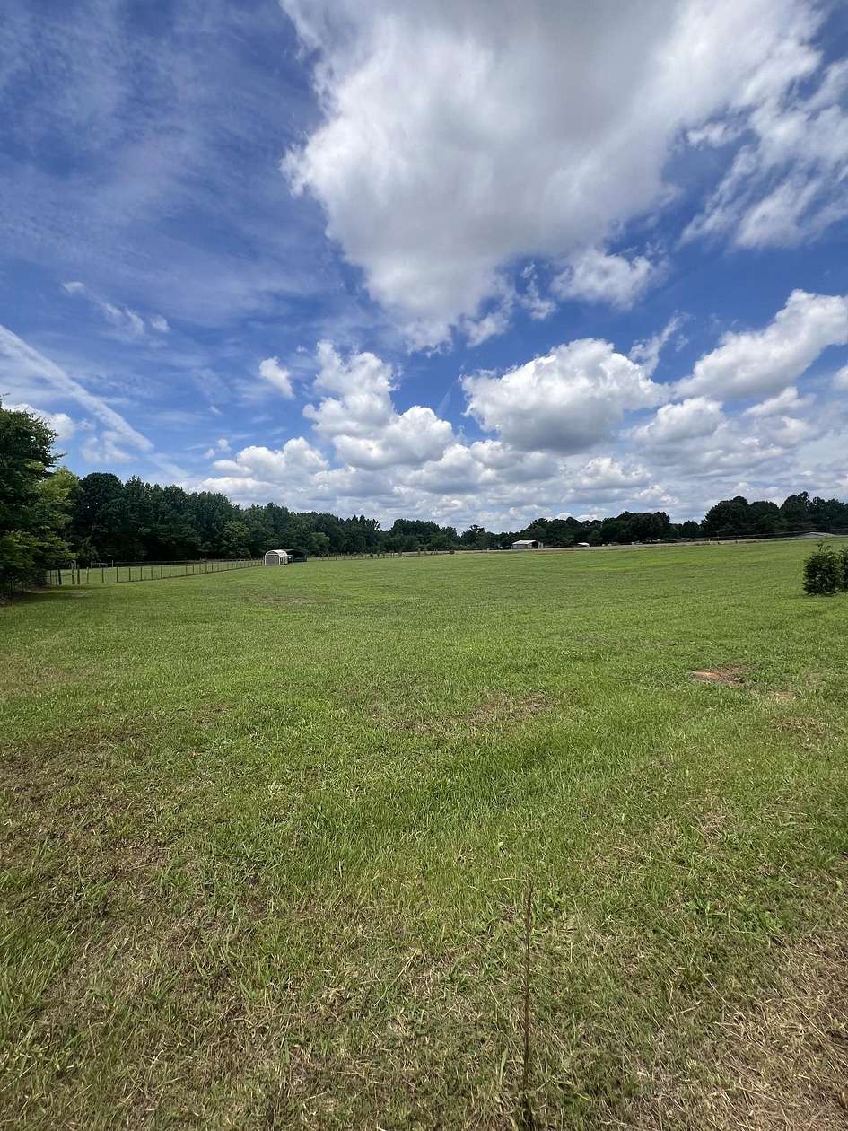 7.38 Acres of Agricultural Land for Sale in Killen, Alabama
