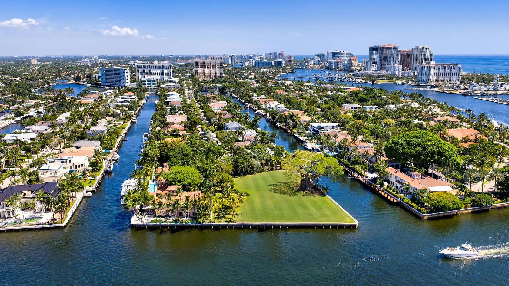 1.2 Acres of Residential Land for Sale in Fort Lauderdale, Florida