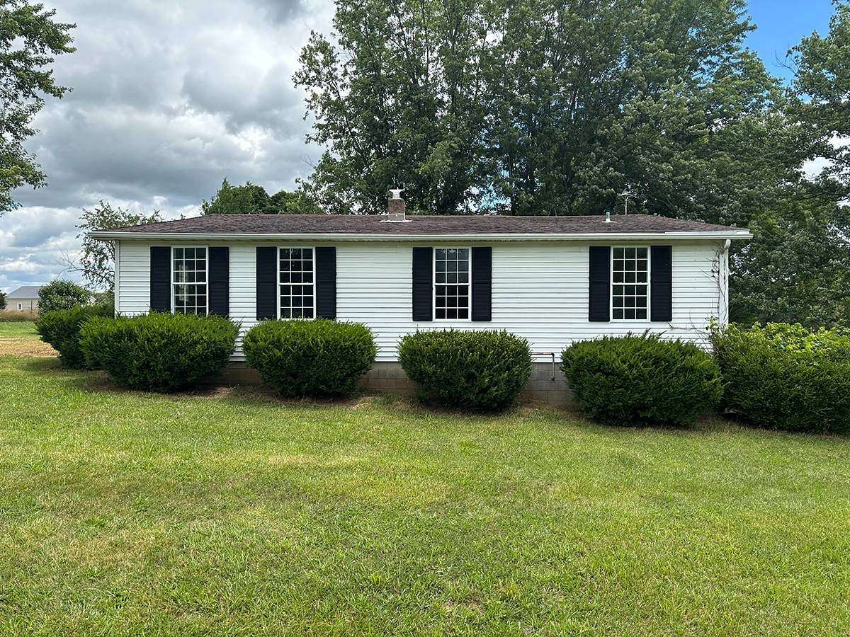 23 Acres of Land with Home for Sale in Hillsboro, Ohio