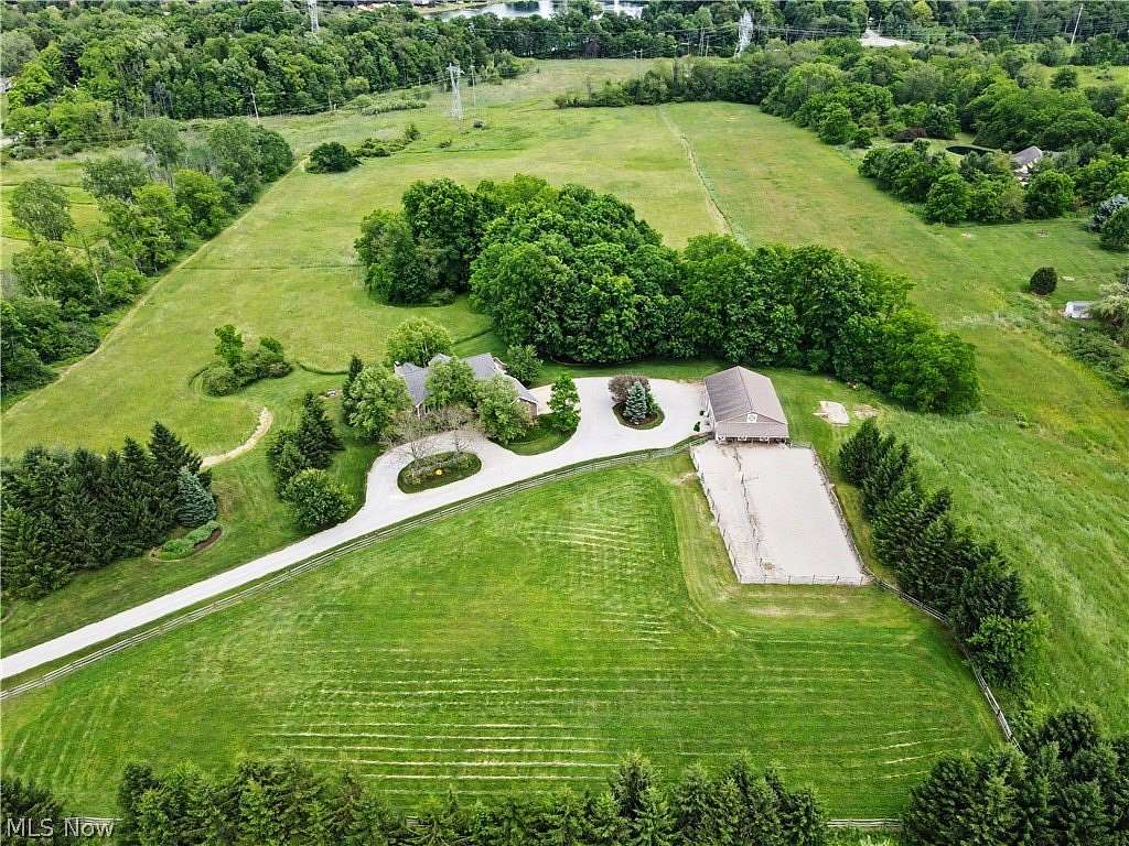 17.2 Acres of Land with Home for Sale in Medina, Ohio