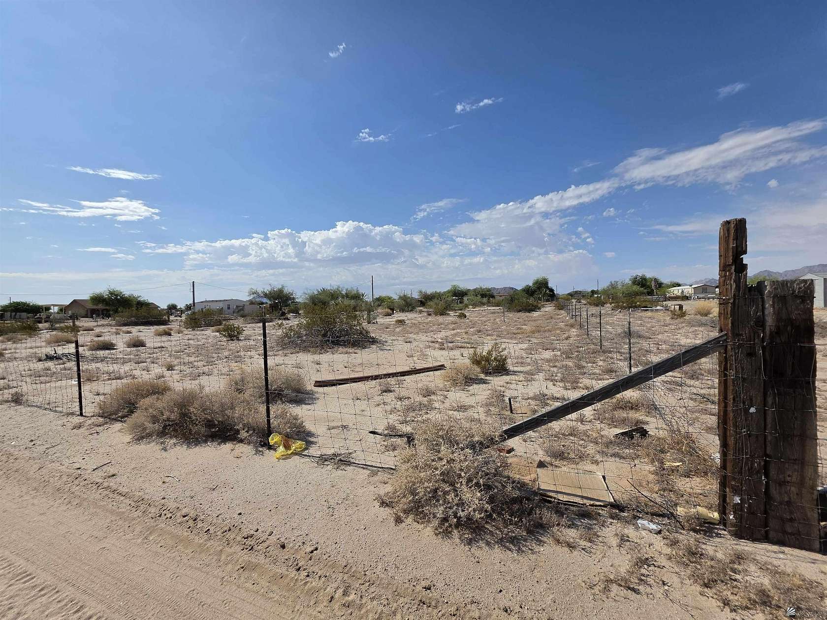 1 Acre of Land for Sale in Wellton, Arizona