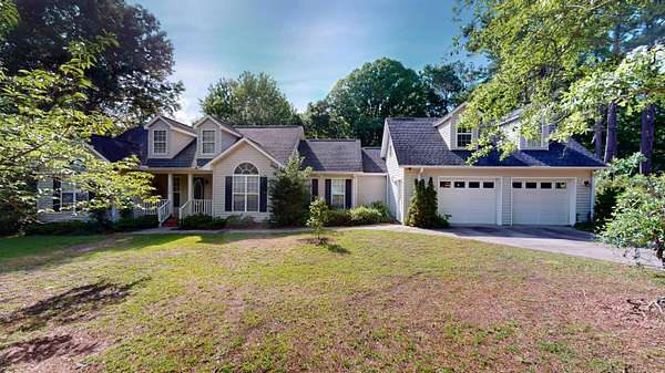 1.5 Acres of Land with Home for Sale in Dalzell, South Carolina