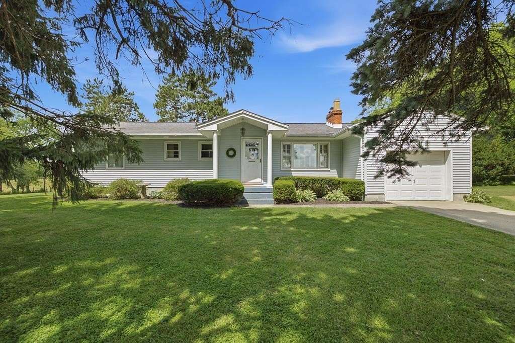 4.4 Acres of Land with Home for Sale in Mansfield, Ohio