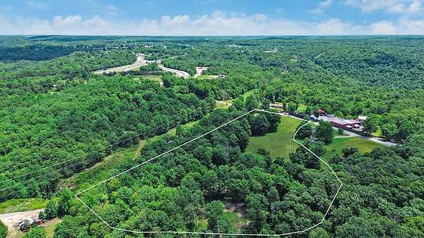 8.63 Acres of Residential Land for Sale in Monterey, Tennessee