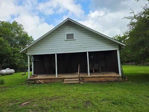 5 Acres of Land with Home for Sale in Henderson, Texas