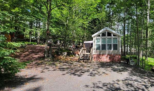 0.19 Acres of Residential Land for Sale in Gouldsboro, Pennsylvania