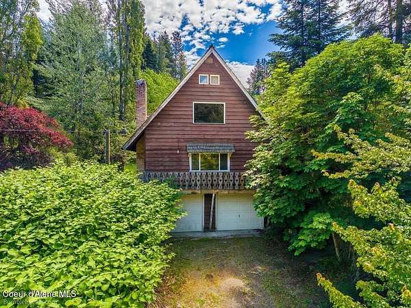 2.48 Acres of Land with Home for Sale in Coeur d'Alene, Idaho