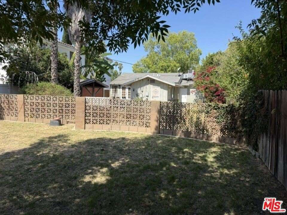 0.16 Acres of Residential Land for Sale in Los Angeles, California