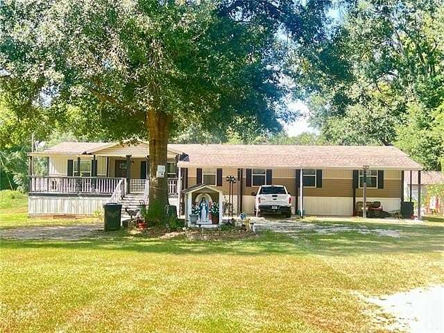 1.5 Acres of Land with Home for Sale in Independence, Louisiana