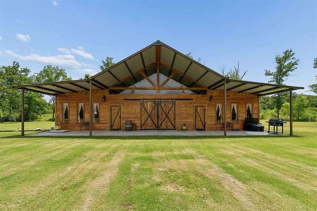 8.26 Acres of Improved Land for Sale in McLoud, Oklahoma