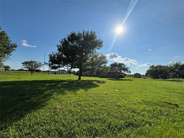 11 Acres of Land with Home for Sale in Kaufman, Texas