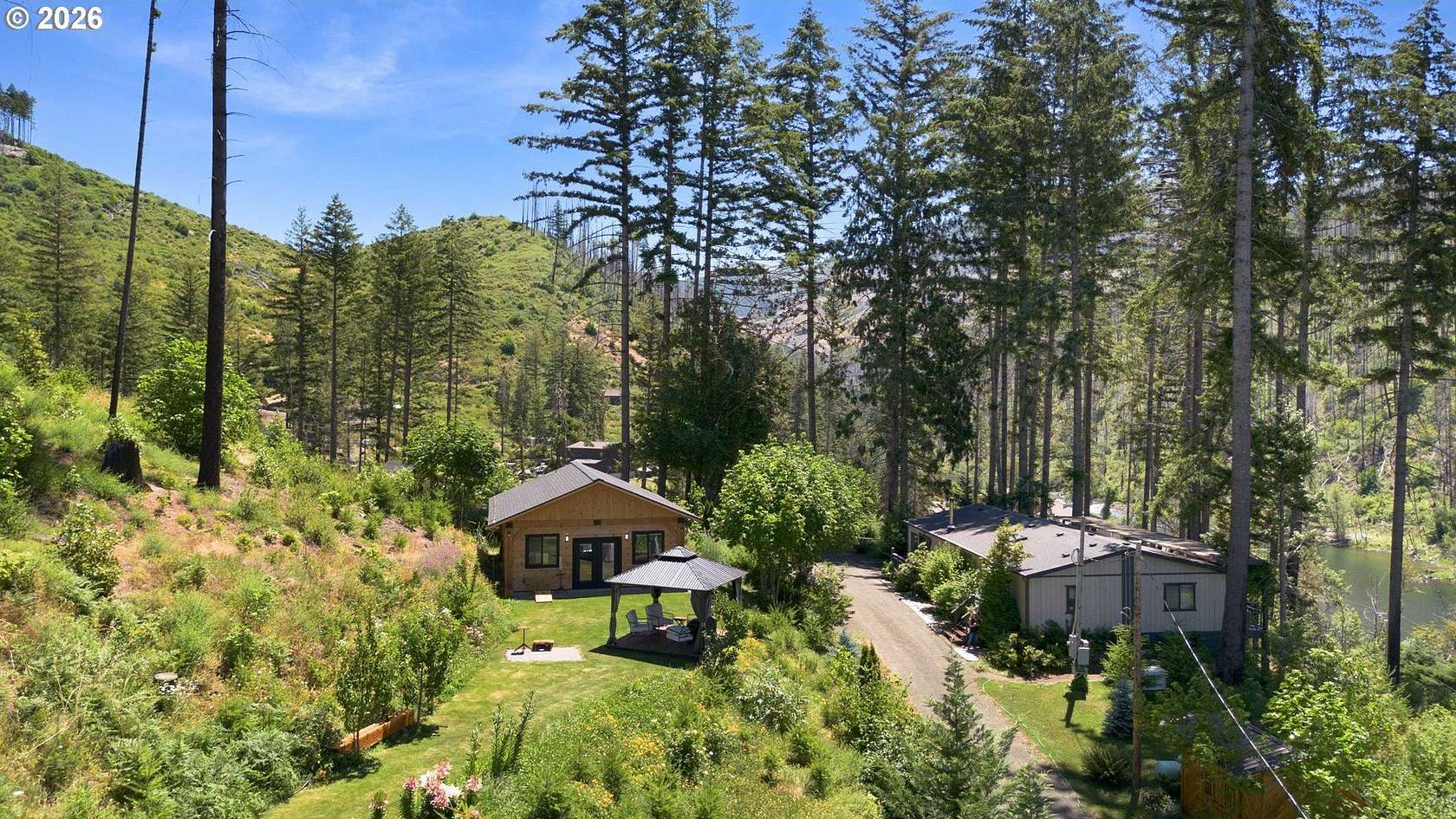 8 Acres of Land with Home for Sale in Idleyld Park, Oregon