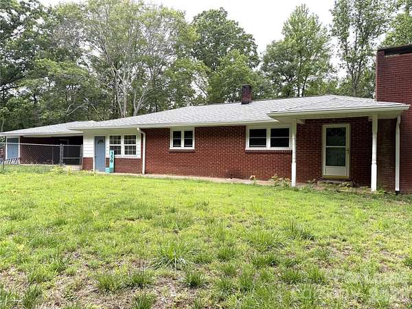3.9 Acres of Land with Home for Lease in Tryon, North Carolina