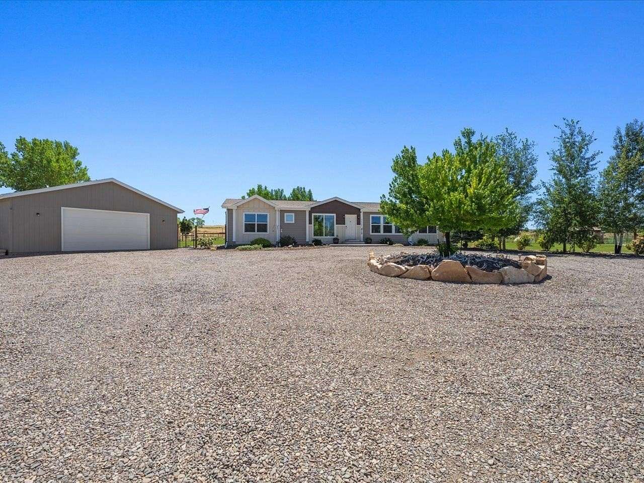 1.86 Acres of Land with Home for Sale in Olathe, Colorado