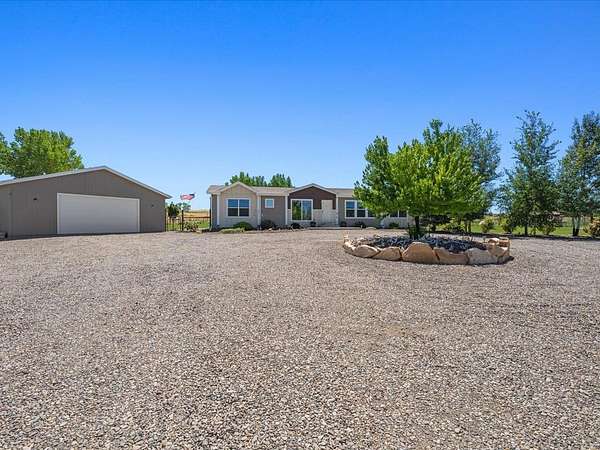 1.86 Acres of Land with Home for Sale in Olathe, Colorado