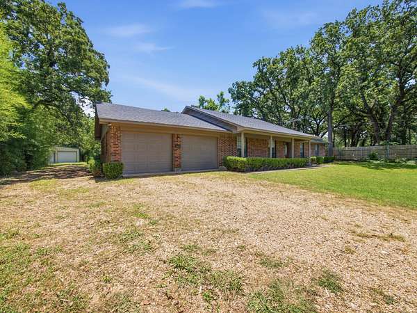 1.5 Acres of Land with Home for Sale in Seagoville, Texas