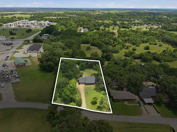 1.5 Acres of Land with Home for Sale in Seagoville, Texas