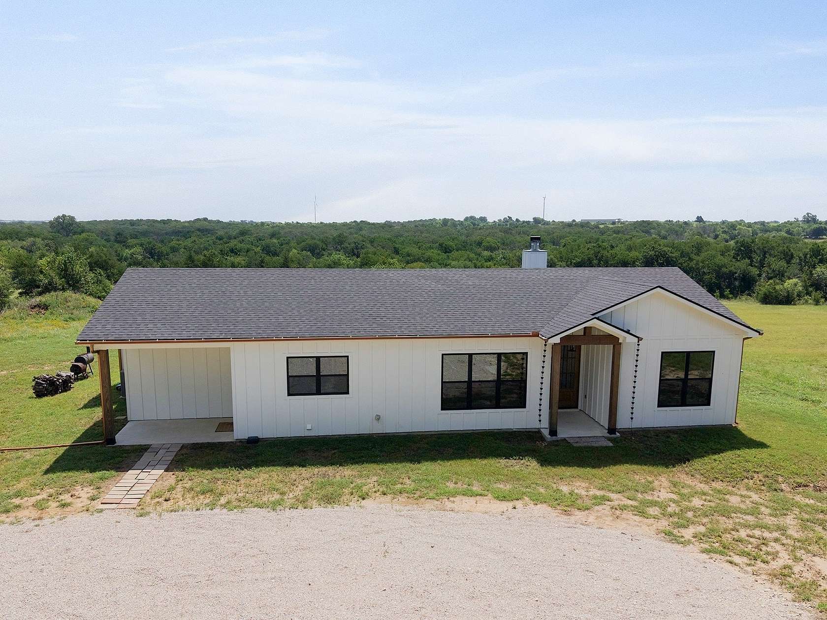 25.4 Acres of Recreational Land with Home for Sale in Hubbard, Texas