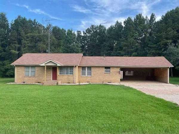 5 Acres of Land with Home for Auction in Tylertown, Mississippi