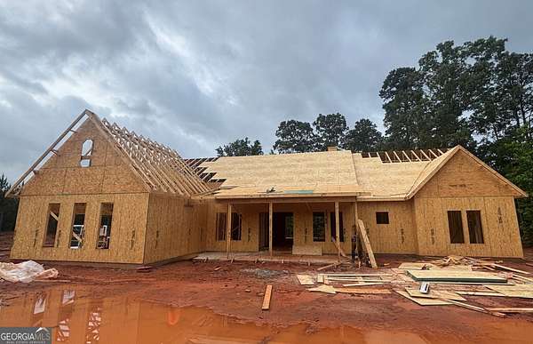 5.43 Acres of Land with Home for Sale in Forsyth, Georgia