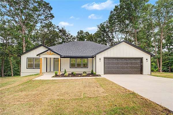 1.5 Acres of Land with Home for Sale in Hindsville, Arkansas