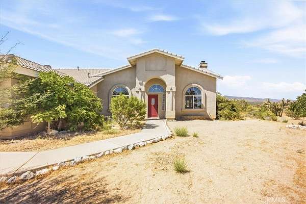 2.46 Acres of Land with Home for Sale in Piñon Hills, California