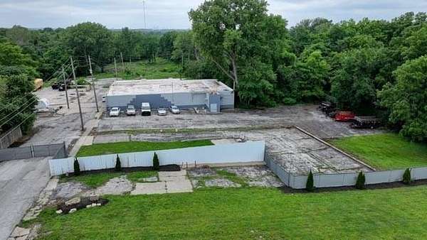 5 Acres of Commercial Land for Sale in Independence, Missouri