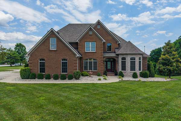 5 Acres of Land with Home for Sale in Richmond, Kentucky