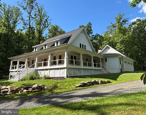 19 Acres of Land with Home for Sale in Delaplane, Virginia