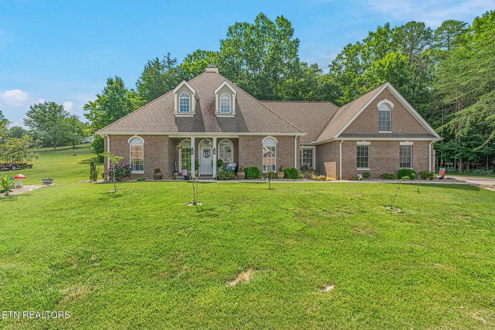 1.52 Acres of Land with Home for Sale in Kingston, Tennessee