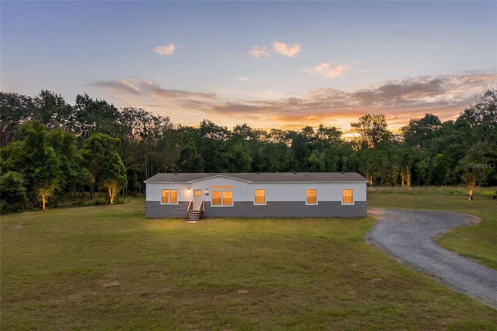 50 Acres of Land with Home for Sale in Hawthorne, Florida